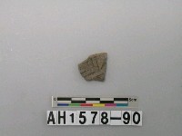 藏品(灰色細砂陶片)的圖片